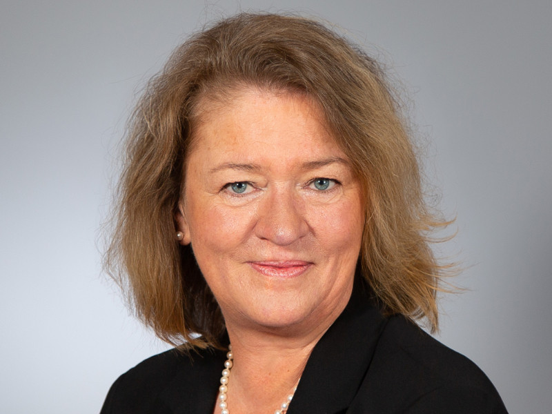  Christine Löwe